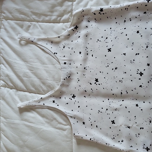 Reitmans R Essentials reversible tank top - Picture 2 of 4